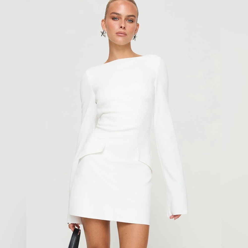 Princess Polly Carters long sleeve Dress